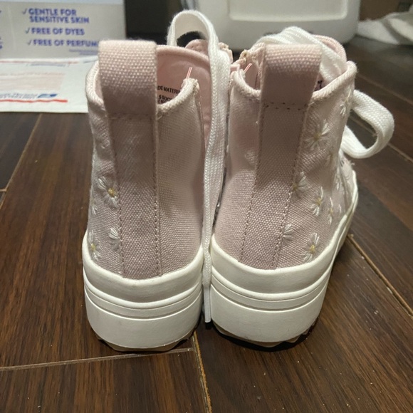 NEW Art Class Blush Blakely Hightop Sneakers Girls Tennis Shoes Size 13 - Picture 10 of 13